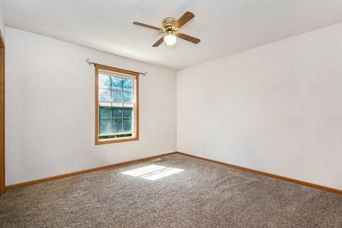 Tiny photo for 104 Hunter Court, Hudson, IL 61748 (MLS # 12597328)