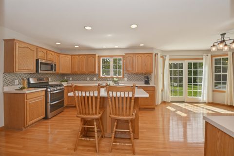 Tiny photo for 104 Hunter Court, Hudson, IL 61748 (MLS # 12597328)