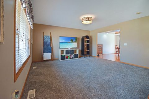 Tiny photo for 104 Hunter Court, Hudson, IL 61748 (MLS # 12597328)