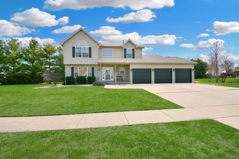 Tiny photo for 104 Hunter Court, Hudson, IL 61748 (MLS # 12597328)