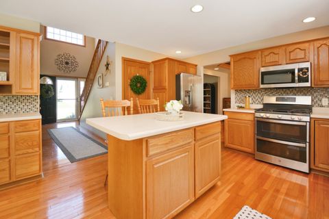 Tiny photo for 104 Hunter Court, Hudson, IL 61748 (MLS # 12597328)