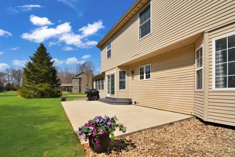 Tiny photo for 104 Hunter Court, Hudson, IL 61748 (MLS # 12597328)