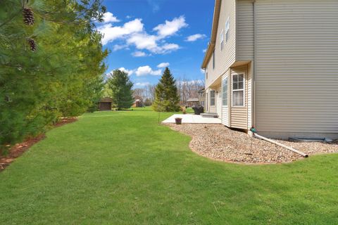 Tiny photo for 104 Hunter Court, Hudson, IL 61748 (MLS # 12597328)