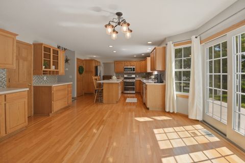 Tiny photo for 104 Hunter Court, Hudson, IL 61748 (MLS # 12597328)