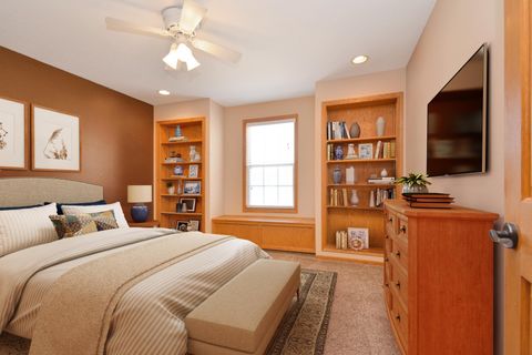 Tiny photo for 104 Hunter Court, Hudson, IL 61748 (MLS # 12597328)