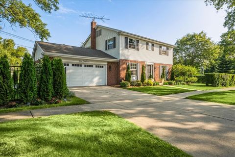 Photo of 116 E Orchard Street, Arlington Heights, IL 60005 (MLS # 12506278) Photo of 116 E Orchard Street, Arlington Heights, IL 60005 (MLS # 12506278)