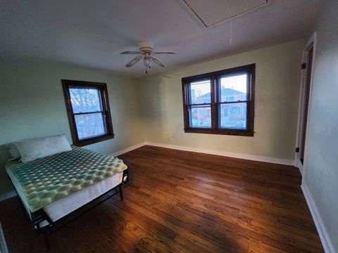 5135 W 63rd Place Chicago IL 60638