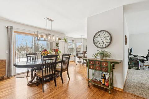 Tiny photo for 18224 W Old Pine Court, Gurnee, IL 60031 (MLS # 12587098)