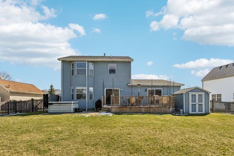 Tiny photo for 18224 W Old Pine Court, Gurnee, IL 60031 (MLS # 12587098)