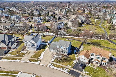 Tiny photo for 18224 W Old Pine Court, Gurnee, IL 60031 (MLS # 12587098)