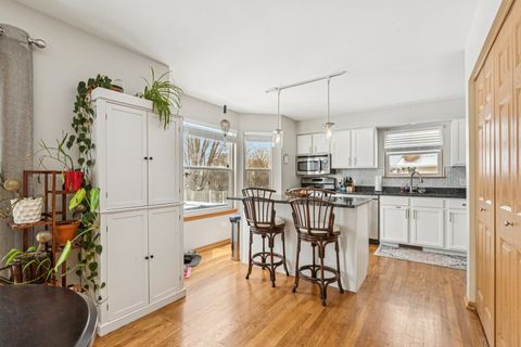 Tiny photo for 18224 W Old Pine Court, Gurnee, IL 60031 (MLS # 12587098)