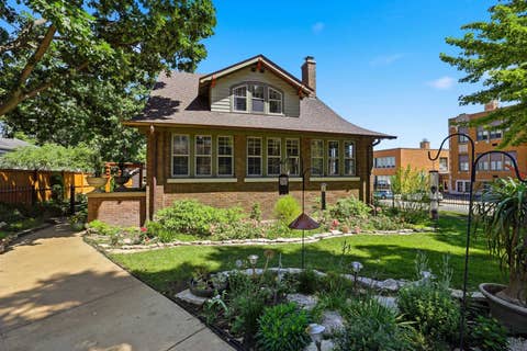 Tiny photo for 500 Cedar Street, St. Charles, IL 60174 (MLS # 12681370)