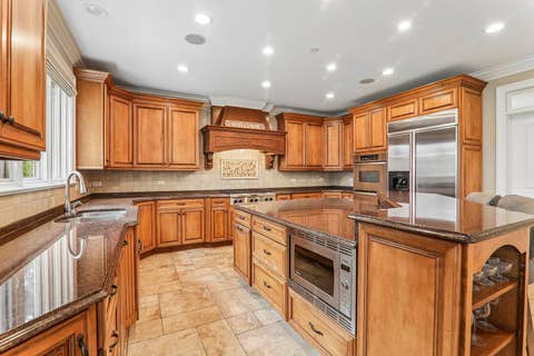 Tiny photo for 603 S Main Street, Mount Prospect, IL 60056 (MLS # 12715205)