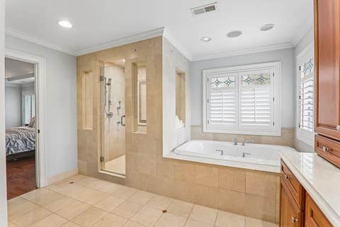 Tiny photo for 603 S Main Street, Mount Prospect, IL 60056 (MLS # 12715205)