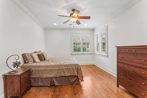 Tiny photo for 603 S Main Street, Mount Prospect, IL 60056 (MLS # 12715205)