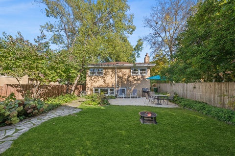 Tiny photo for 4219 Bobolink Terrace, Skokie, IL 60076 (MLS # 12790119)
