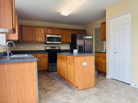 Tiny photo for 408 Clifton Lane, Bolingbrook, IL 60440 (MLS # 12708348)