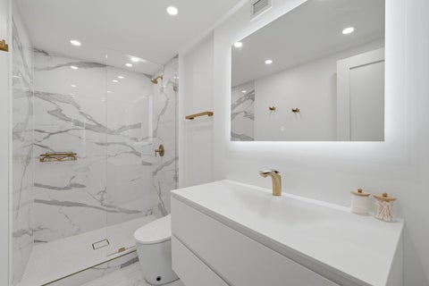Tiny photo for 1030 N State Street #5L, Chicago, IL 60610 (MLS # 12738503)