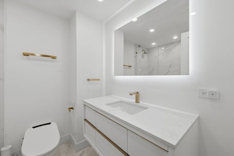 Tiny photo for 1030 N State Street #5L, Chicago, IL 60610 (MLS # 12738503)