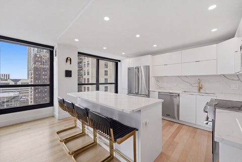Tiny photo for 1030 N State Street #5L, Chicago, IL 60610 (MLS # 12738503)