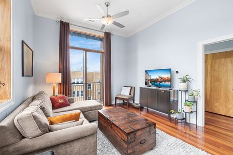 Tiny photo for 4755 N Washtenaw Avenue #305, Chicago, IL 60625 (MLS # 12609776)