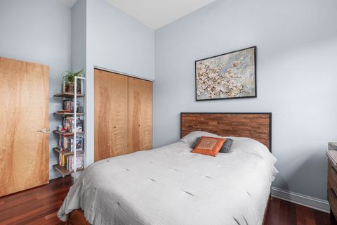 Tiny photo for 4755 N Washtenaw Avenue #305, Chicago, IL 60625 (MLS # 12609776)