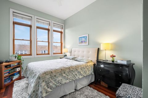 Tiny photo for 4755 N Washtenaw Avenue #305, Chicago, IL 60625 (MLS # 12609776)