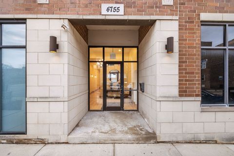 Tiny photo for 4755 N Washtenaw Avenue #305, Chicago, IL 60625 (MLS # 12609776)