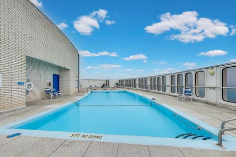 Tiny photo for 940 W Glenlake Avenue #19C, Chicago, IL 60660 (MLS # 12498250)