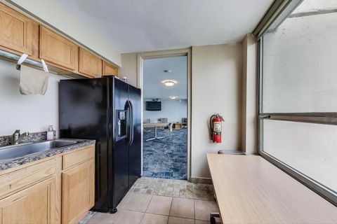 Tiny photo for 940 W Glenlake Avenue #19C, Chicago, IL 60660 (MLS # 12498250)