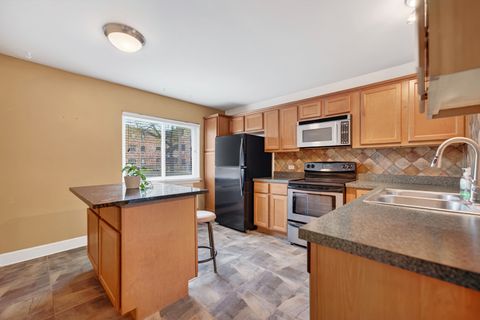 Tiny photo for 2219 NICHOLS Road #17A, Arlington Heights, IL 60004 (MLS # 12626974)