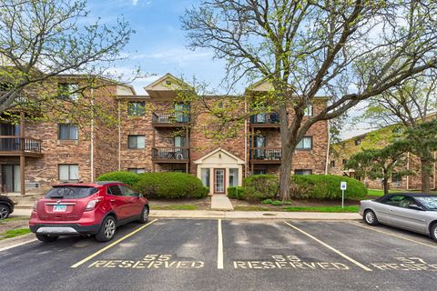 Tiny photo for 2219 NICHOLS Road #17A, Arlington Heights, IL 60004 (MLS # 12626974)