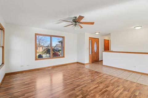 Tiny photo for 905 Randall Court, Marengo, IL 60152 (MLS # 12517907)