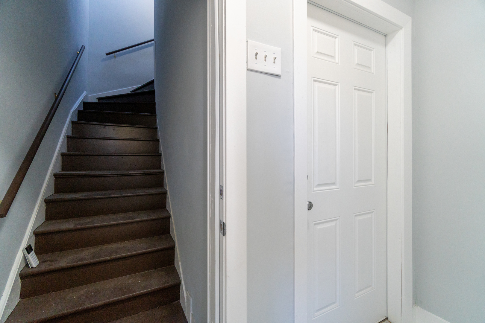 6961 S Eberhart Avenue