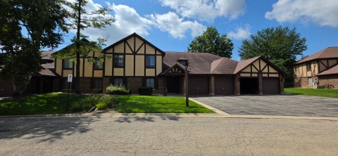 Photo of 1758 Plymouth Court #C, Wheaton, IL 60189 (MLS # 12740152)