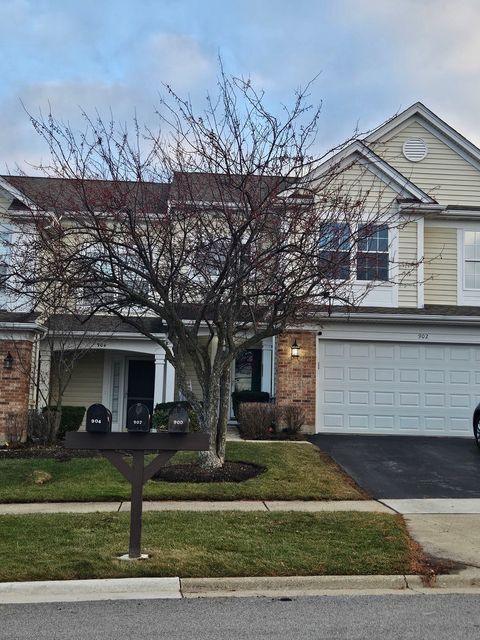 Tiny photo for 902 Huntington Drive #902, Elk Grove Village, IL 60007 (MLS # 12560685)