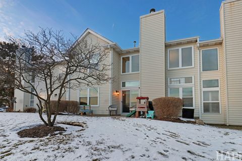 Tiny photo for 902 Huntington Drive #902, Elk Grove Village, IL 60007 (MLS # 12560685)