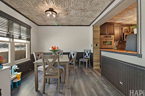 Tiny photo for 902 Huntington Drive #902, Elk Grove Village, IL 60007 (MLS # 12560685)