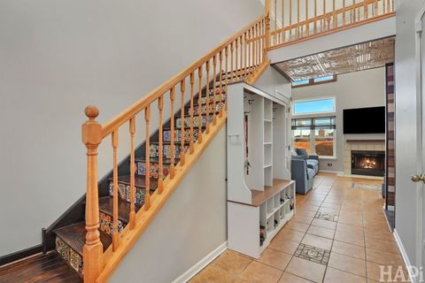 Tiny photo for 902 Huntington Drive #902, Elk Grove Village, IL 60007 (MLS # 12560685)