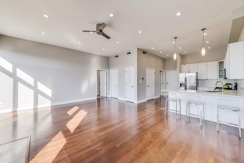 Tiny photo for 1301 W Washington Boulevard #604, Chicago, IL 60607 (MLS # 12486240)
