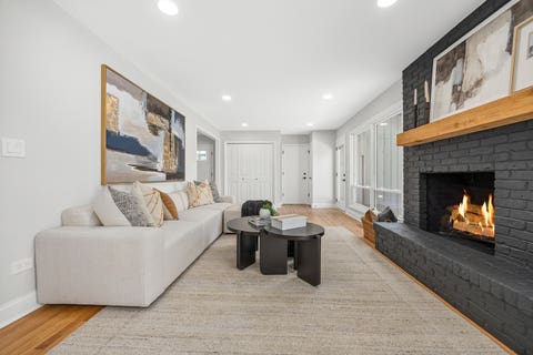 Tiny photo for 713 Burning Tree Lane, Naperville, IL 60563 (MLS # 12725515)