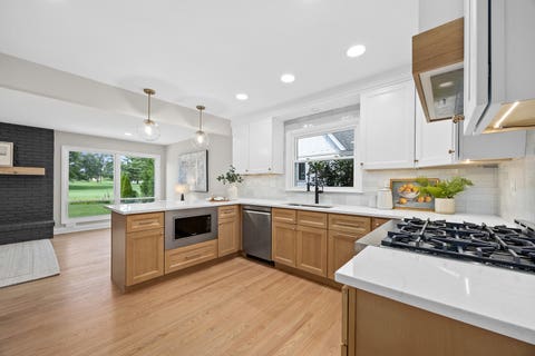 Tiny photo for 713 Burning Tree Lane, Naperville, IL 60563 (MLS # 12725515)