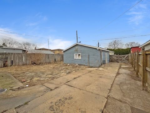 Tiny photo for 2024 Union Street, Blue Island, IL 60406 (MLS # 12601425)