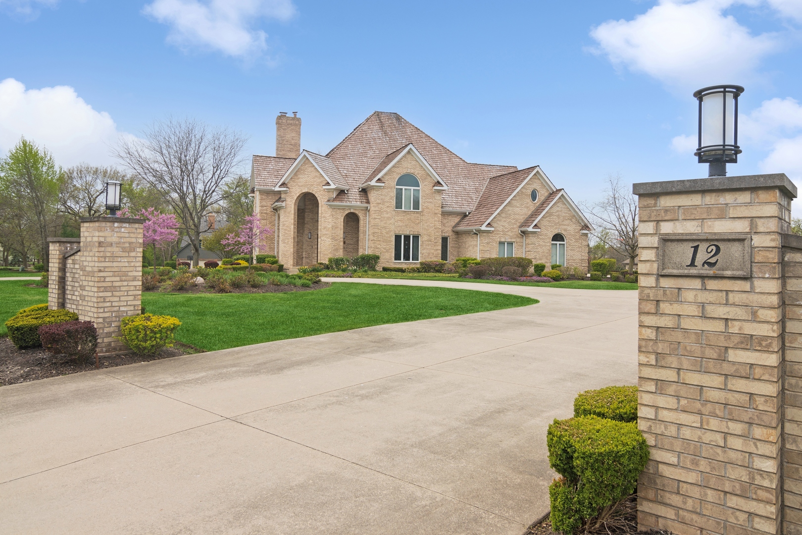 12 Forest Lane
