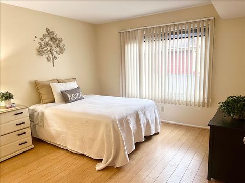 Tiny photo for 4809 W Oakwood Drive #A, McHenry, IL 60050 (MLS # 12564147)