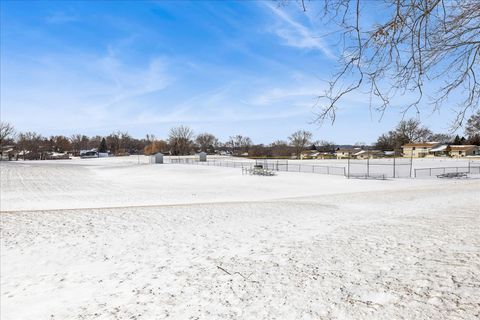 Tiny photo for 4809 W Oakwood Drive #A, McHenry, IL 60050 (MLS # 12564147)