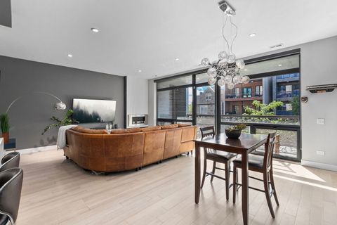 Tiny photo for 845 N California Avenue #2, Chicago, IL 60622 (MLS # 12489545)
