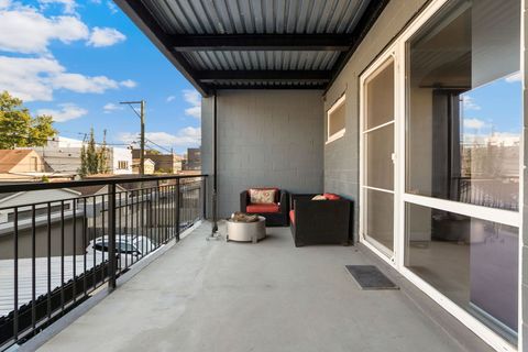 Tiny photo for 845 N California Avenue #2, Chicago, IL 60622 (MLS # 12489545)