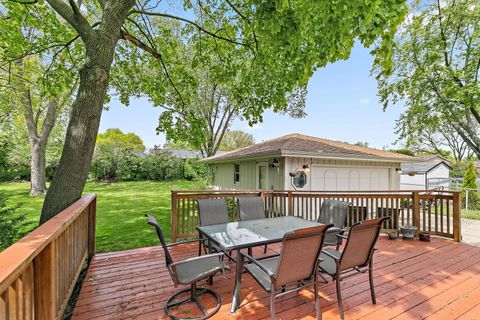 Tiny photo for 616 Grace Lane, Schaumburg, IL 60193 (MLS # 12640029)
