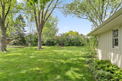 Tiny photo for 616 Grace Lane, Schaumburg, IL 60193 (MLS # 12640029)